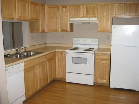Kitchen - Townline Apartments