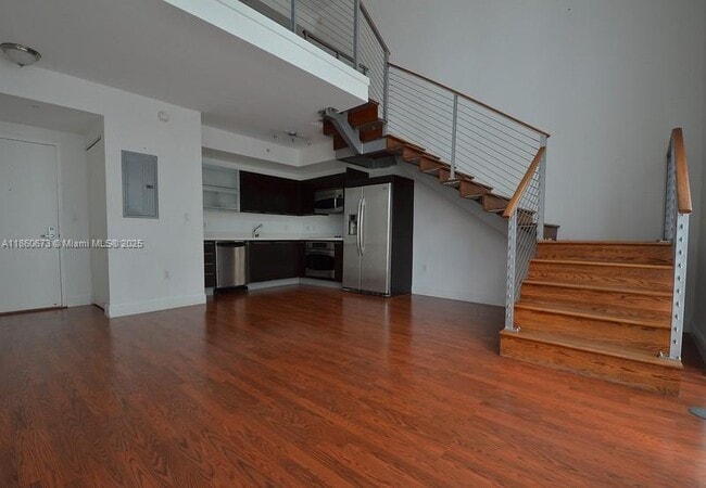 Photo - 90 SW 3rd St Unit # TH307