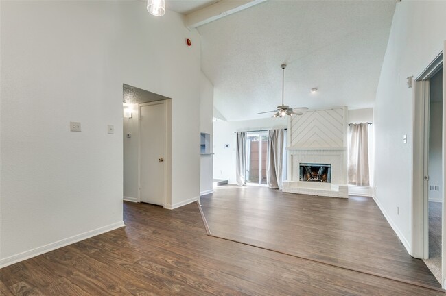 Photo - 2634 Encina Dr Unidad 1