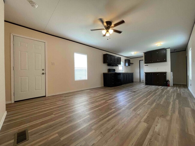 Photo - 2601 Leary Ln
