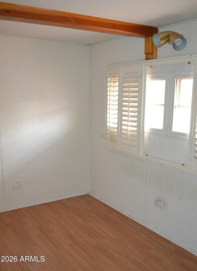 Photo - 731 S 85th St