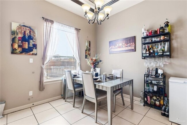 Photo - 19 Canela Ave