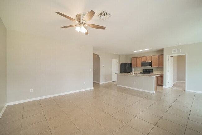 Photo - 218 SE 8th St