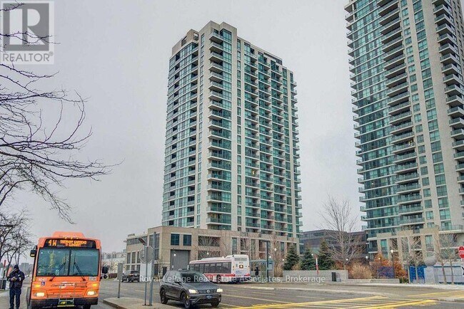 Photo - 205 Sherway Gardens Rd Unité 2003