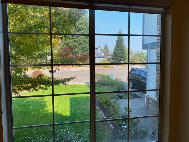 Photo - 1196 Hawthorne Ct