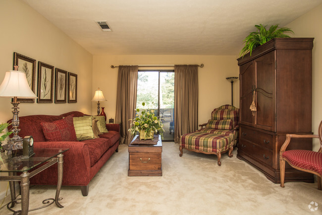 Whispering Pines Apartments - Lagrange, GA | ForRent.com