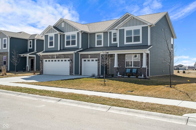 Building Photo - 1399 Hat Band St