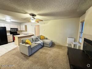 Building Photo - 2700 S White Mountain Rd Rental