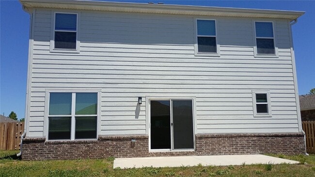 Photo - 2141 Bluebonnet Ln