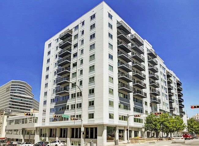 Photo - 800 Brazos St Unit 802.022