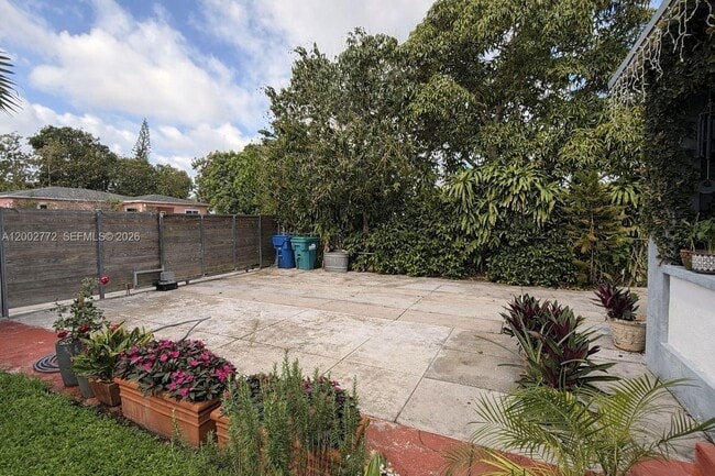 Photo - 431 NW 107th St