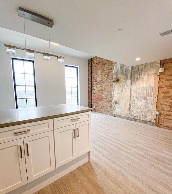 Photo - Fort Industry Square