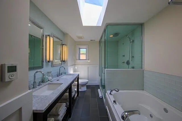 Photo - 2164 N Bell Ave