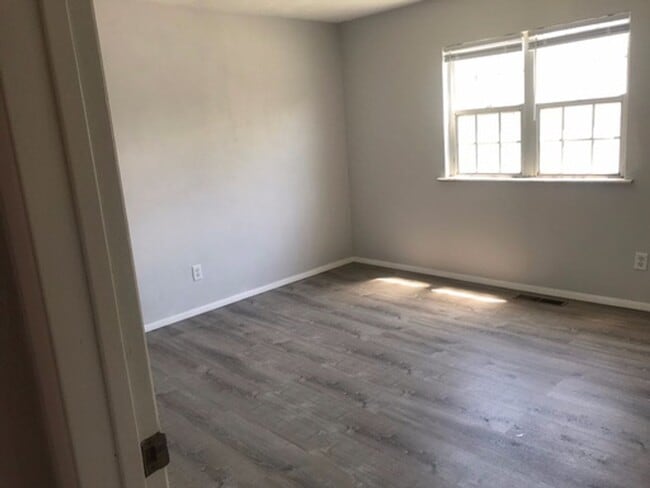 Photo - 1309 W Chestnut St