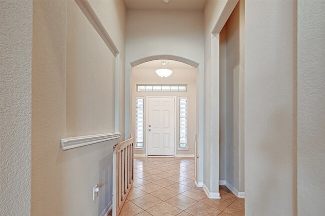 Photo - 402 Conchola Ln