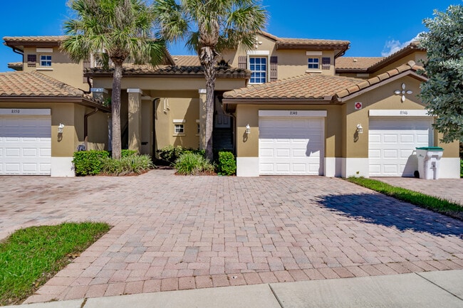 Building Photo - 8348 NW 127th Ln Unit #26-E