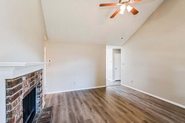 Photo - 5866 Hickory Shadow Ln