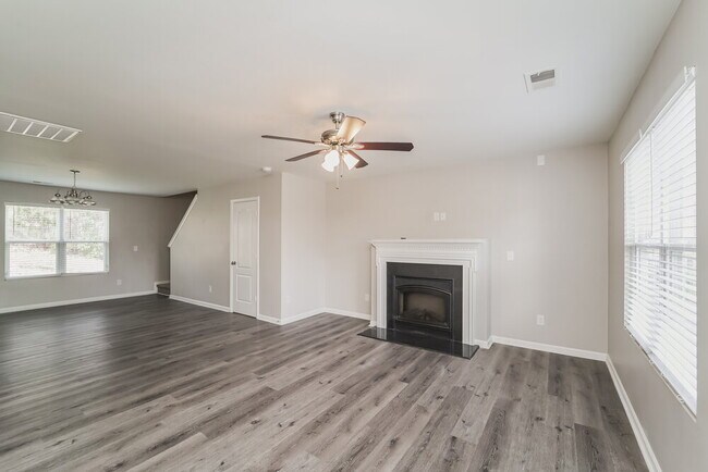 Photo - 4631 Montelena Dr