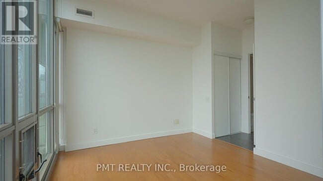 Photo - 33 Mill St Unit 1704