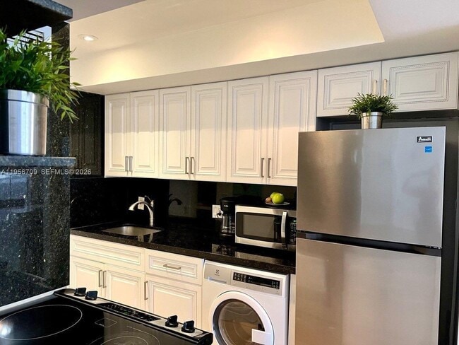 Photo - 3505 S Ocean Dr Unidad 619