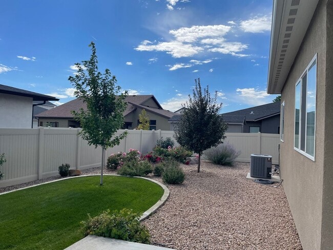 Photo - Nice 4 bedroom, 3 bath, 3 car garage home