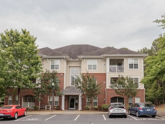 Building Photo - 822 Providence Glen Dr Unit 822