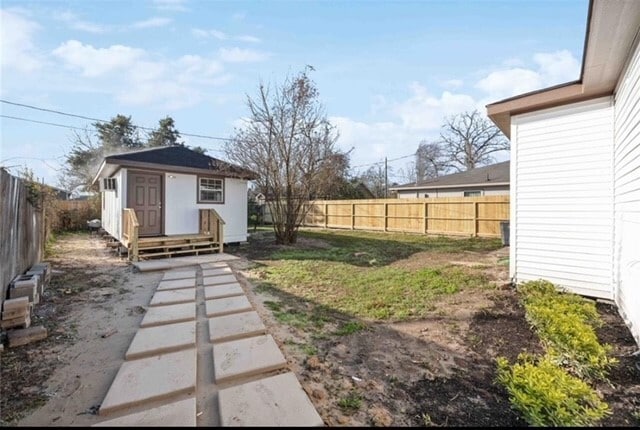 Photo - 220 Armstrong St