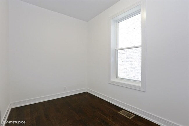 3033 W Walnut St Unit 1