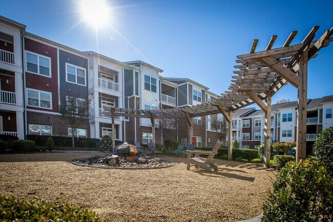 Proximity Northlake