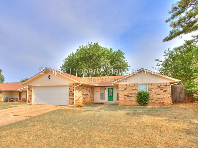 Building Photo - 2009 Oakcreek Dr