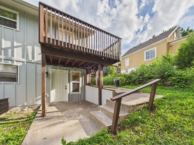 Building Photo - 3104 Orville Ave Unit B