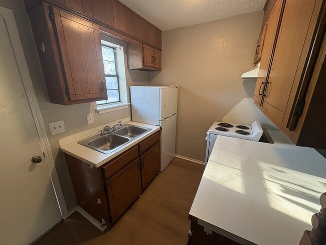 Photo - 1510 W South St
