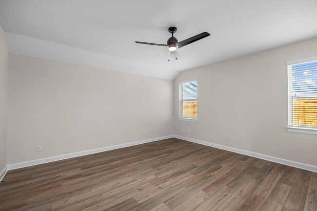 Photo - 3210 Banyan Dr
