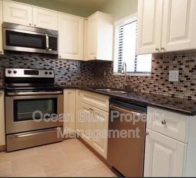 Photo - 9264 91st St N