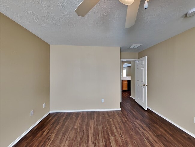 Photo - 6815 Baron Gate Ct