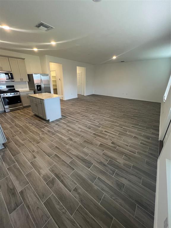 Photo - 173 Coleman Bnd