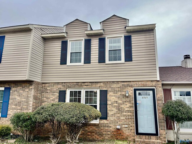 Photo - 2221 Westmead Dr SW Townhome