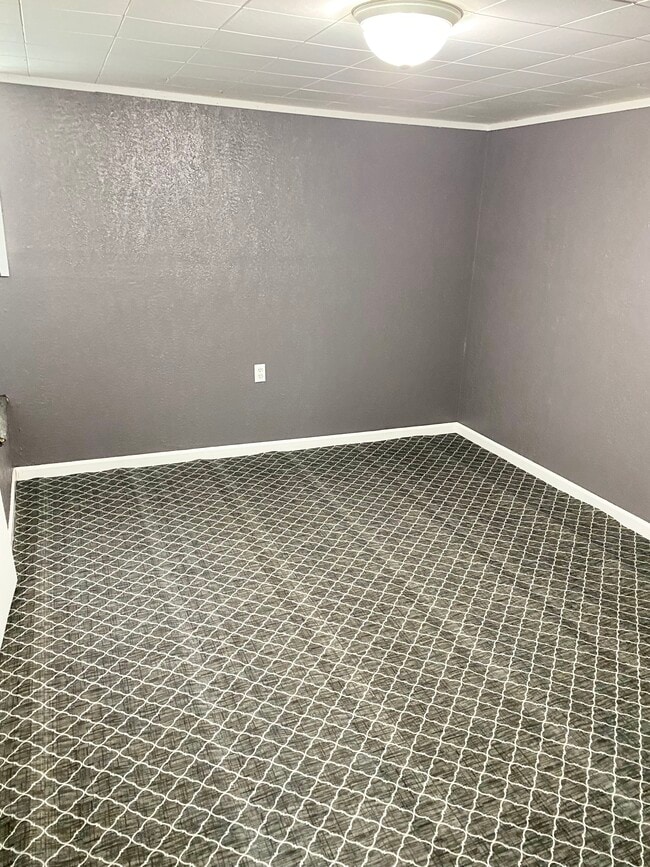 Photo - 518 W Edwards St Unit Apt 3