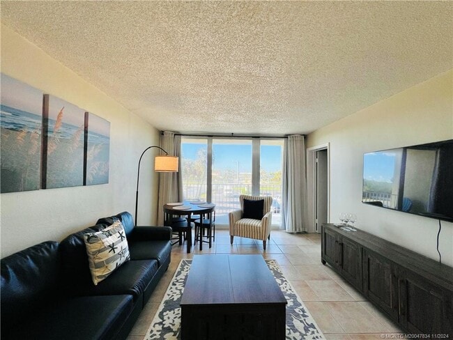 Photo - 9800 S Ocean Dr Unit 211