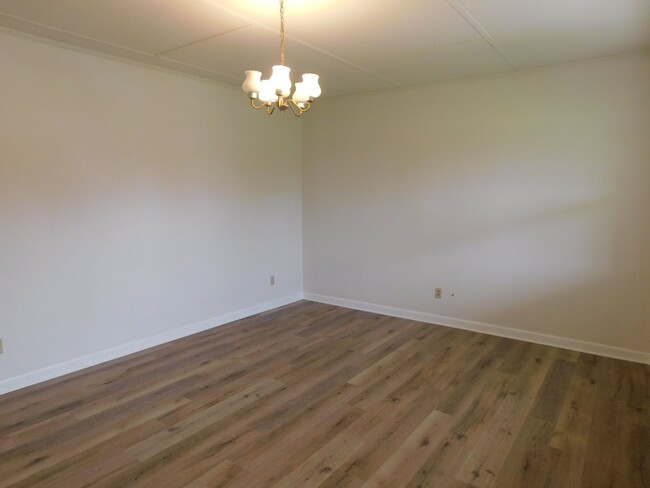 Photo - Newly Renovated 3 bedroom, 2 bath home