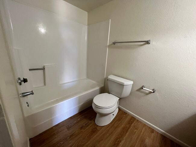 Photo - Mountain View Apartments