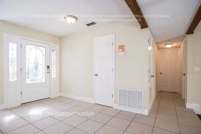 Photo - 1074 Windsong Cir