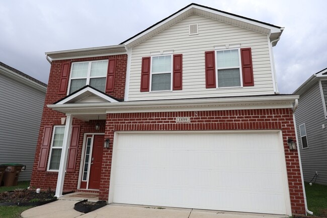 Building Photo - 1899 Lakecrest Dr