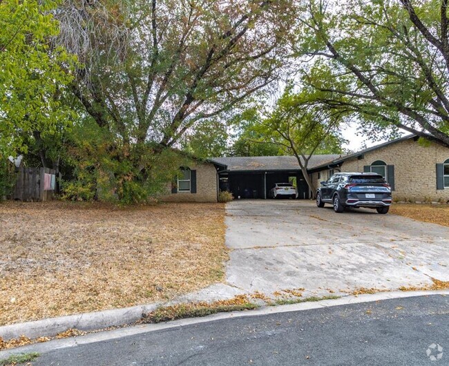 Building Photo - 4705 Sagebrush Cir Rental