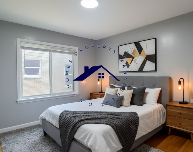 Photo - 19934 Strathmoor St