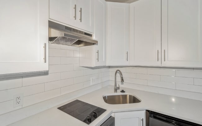 Photo - 32 Saint Stephen St