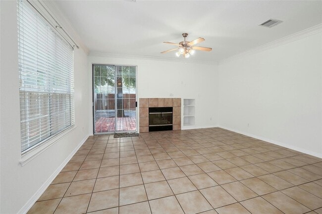 Photo - 8518 Cahill Dr Unit 9