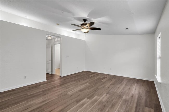 Photo - 1315 Teton Cir