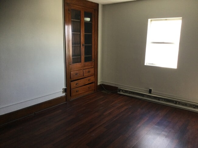Photo - 63 Jones Ave