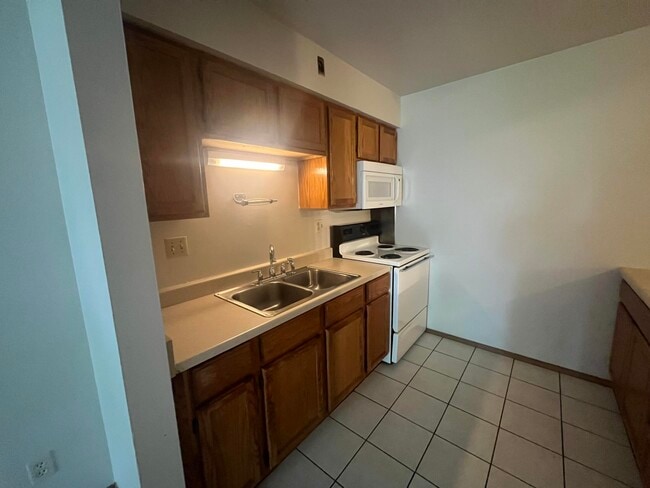 Photo - 3811 S 35th St